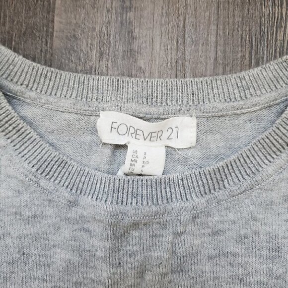 Sweater - Picture 5 of 6